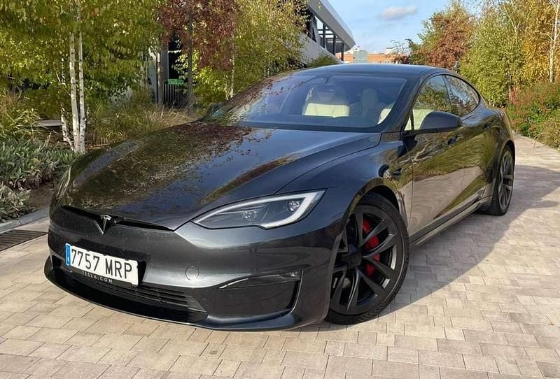 Gris Usado 2024 Tesla Model S Plaid Utilitario | 87.500 € - Imagen 1/4