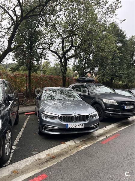 Usado BMW 530 258 CV (189 kW) 2017 Gris / plata Familiar