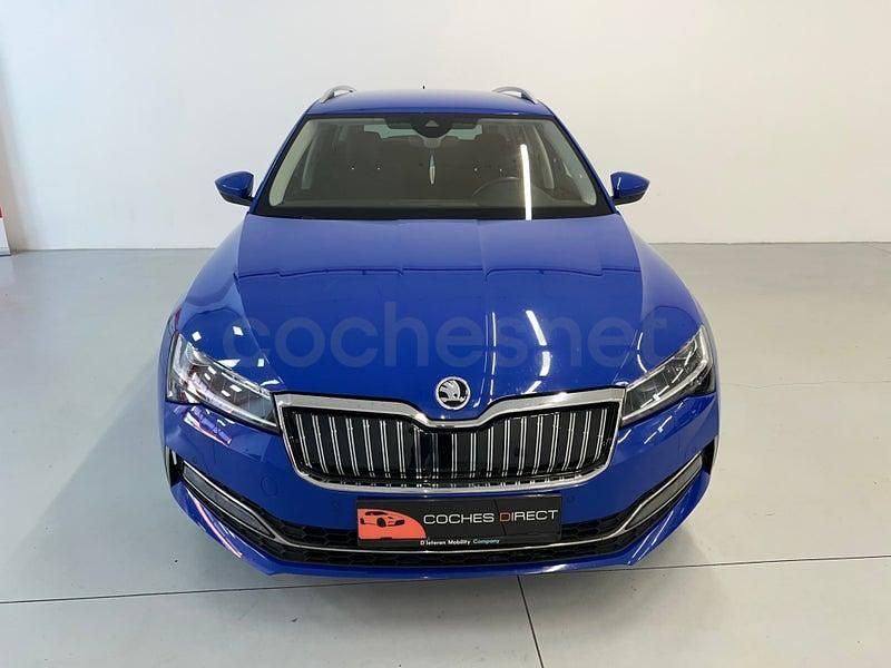 Usado Skoda Superb Ambition 218 CV (160 kW) 2020 Azul Familiar