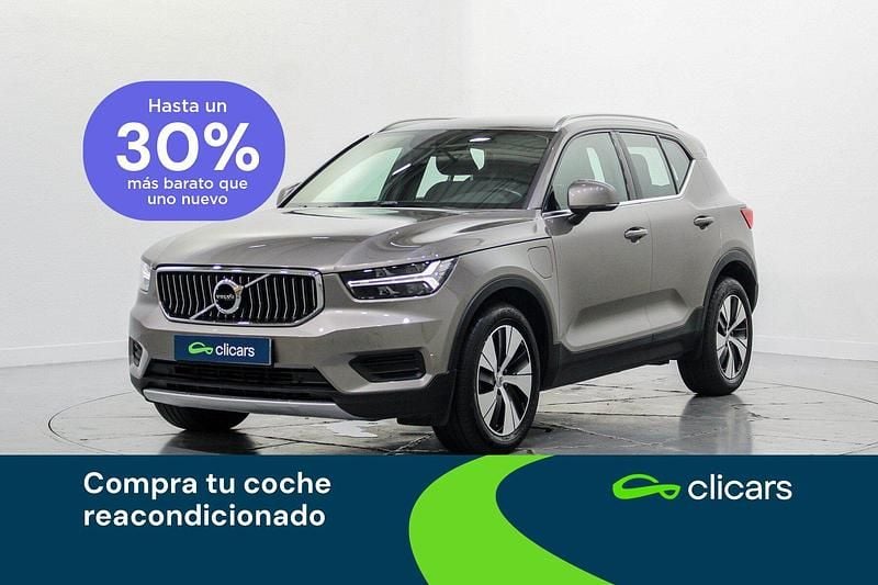 Gris / plata Usado 2021 Volvo XC40 Inscription SUV | 26.990 € (Precio justo) - Imagen 1/4