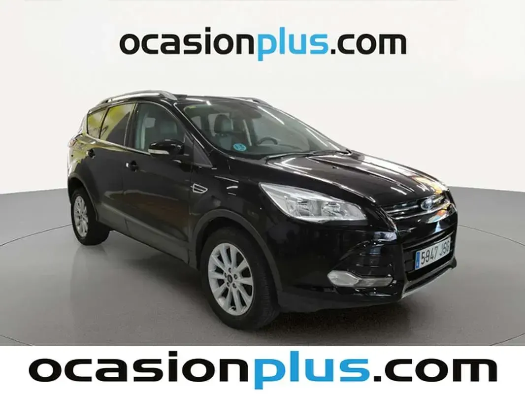 Usado Ford Kuga Titanium 120 CV (88 kW) 2016 Negro SUV