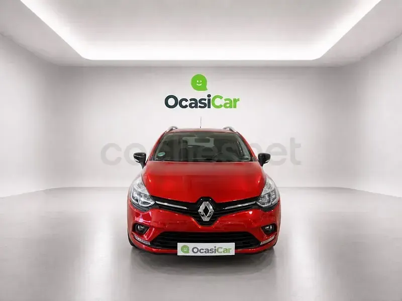 Usado Renault Clio LIMITED 90 CV (66 kW) 2019 Rojo Familiar