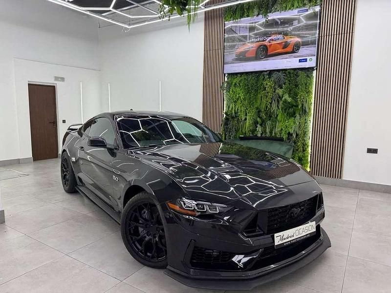 Negro Usado 2023 Ford Mustang GT Coupe | 48.990 € (Super precio) - Imagen 1/4
