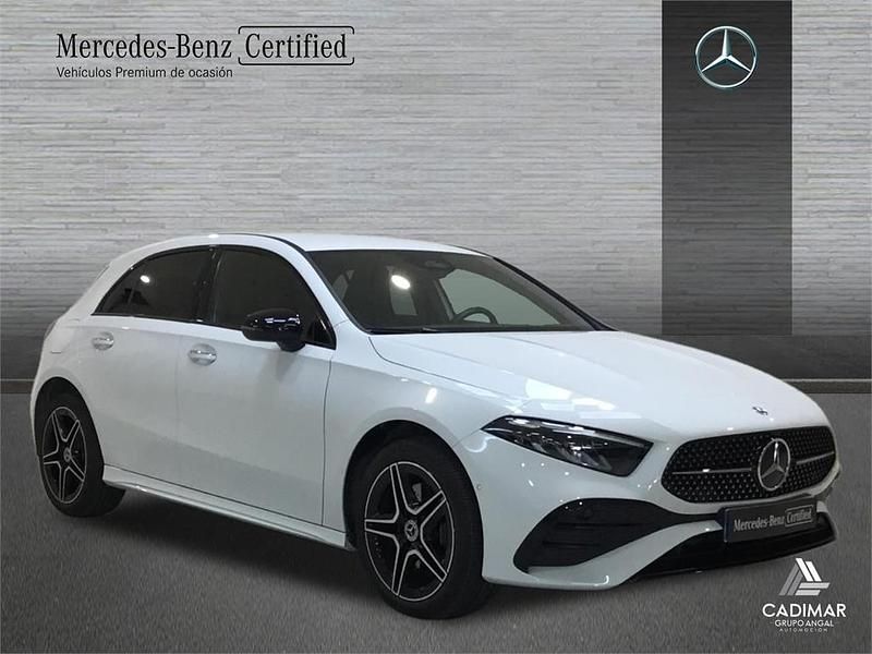 Usado Mercedes A250 AMG line 218 CV (160 kW) 2024 Blanco Berlina