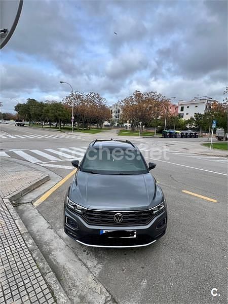 Usado VW T-Roc Advance 150 CV (110 kW) 2022 Gris / plata SUV