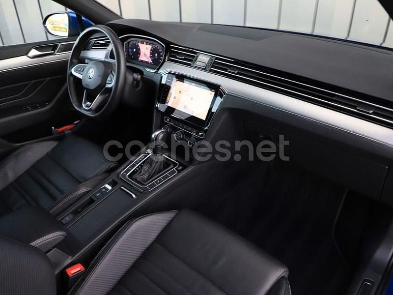 Usado VW Passat R-line 150 CV (110 kW) 2020 Azul Familiar