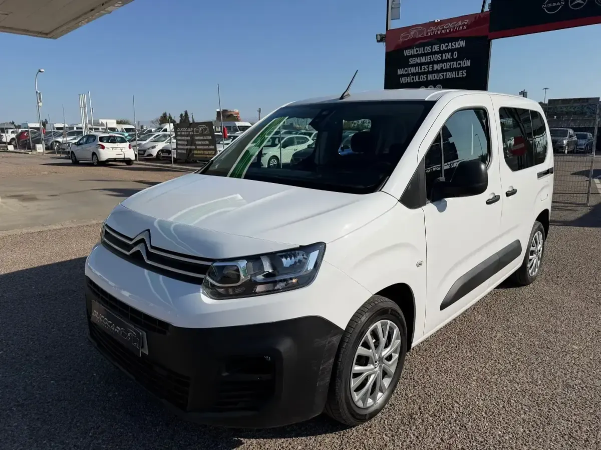 Brugt Citroën Berlingo Feel 102 HK (75 kW) 2023 Hvid MPV