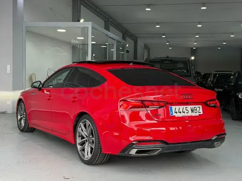Usado Audi A5 Sportback S-Line 163 CV (119 kW) 2022 Rojo Utilitario