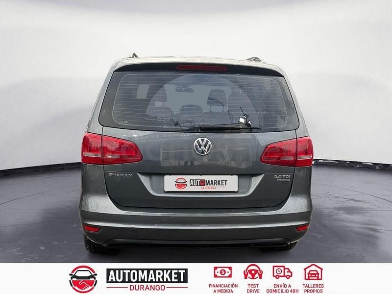 Usado VW Sharan Sport 140 CV (102 kW) 2013 Gris / plata Monovolumen