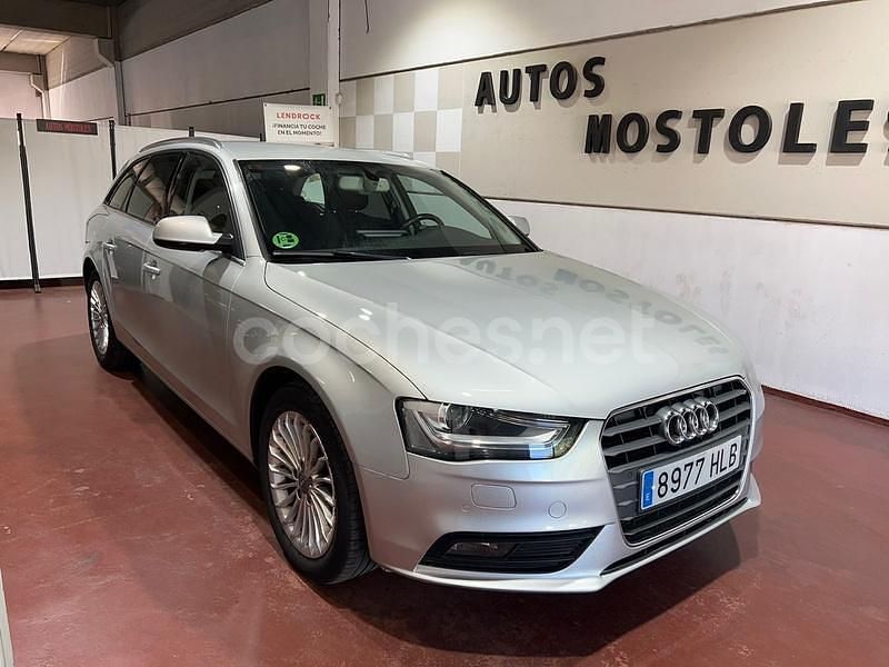 Usado Audi A4 170 CV (125 kW) 2012 Gris / plata Familiar