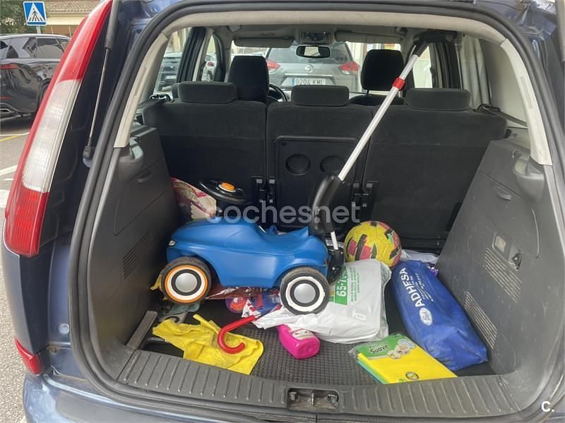 Usado Ford C-MAX Ghia 136 CV (100 kW) 2006 Azul Monovolumen