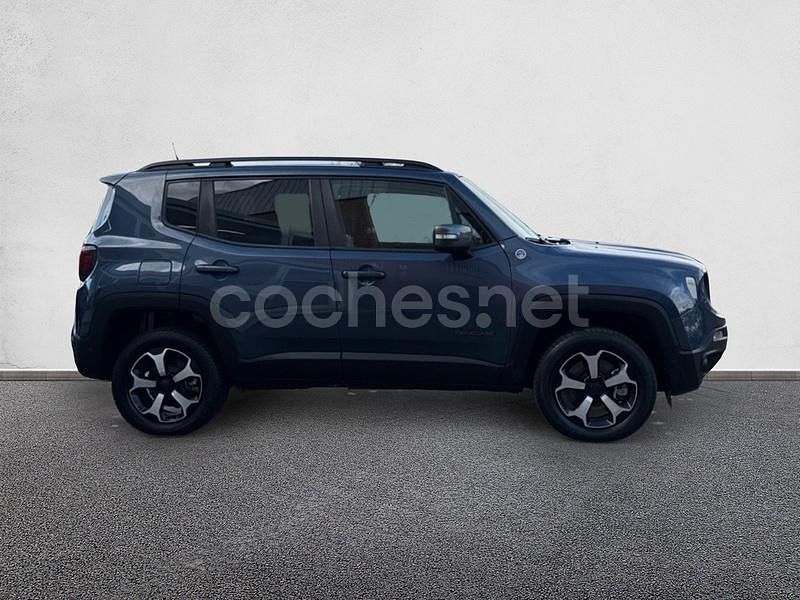 Usado Jeep Renegade Trailhawk 240 CV (176 kW) 2022 Azul SUV