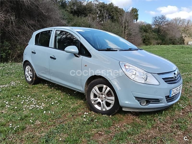 Usado Opel Corsa 75 HP (55 kW) 2009 Azul Citadino