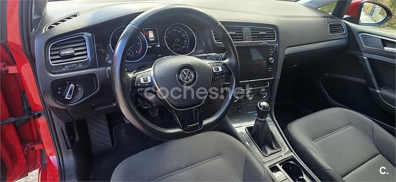 Usado VW Golf VII Advance 115 HP (84 kW) 2020 Vermelho Carrinha
