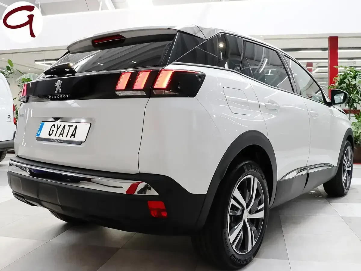 Usado Peugeot 3008 Allure 130 CV (95 kW) 2024 Blanco SUV