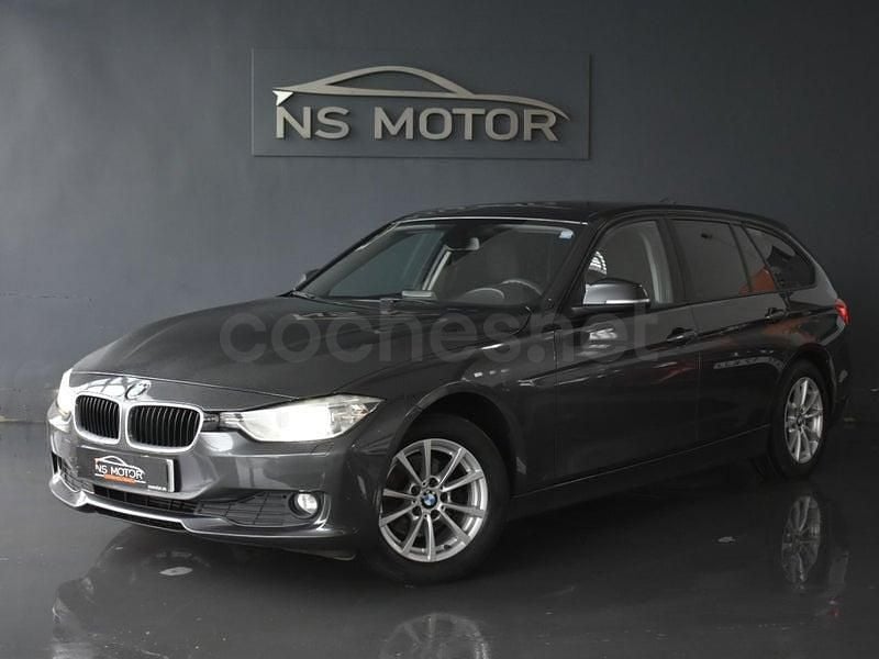 Usado BMW 318 143 CV (105 kW) 2015 Gris / plata Familiar