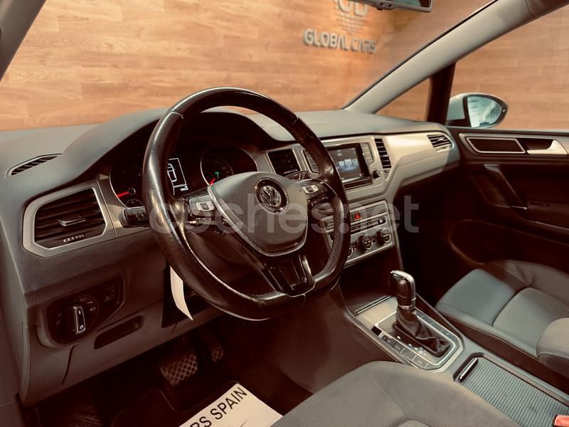 Usado VW Golf Sportsvan Advance 110 CV (80 kW) 2014 Blanco Monovolumen