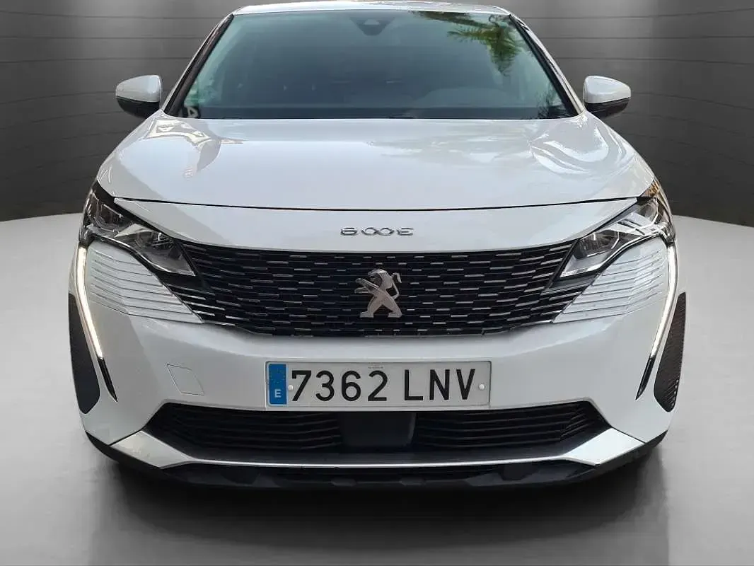Usado Peugeot 3008 Active 131 CV (96 kW) 2021 Blanco SUV
