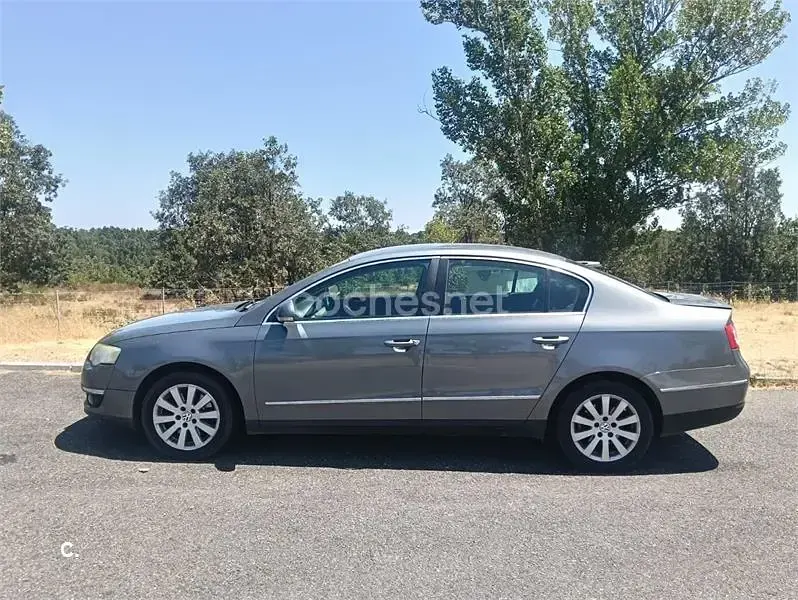 Usado VW Passat Advance 140 CV (102 kW) 2008 Beige Berlina