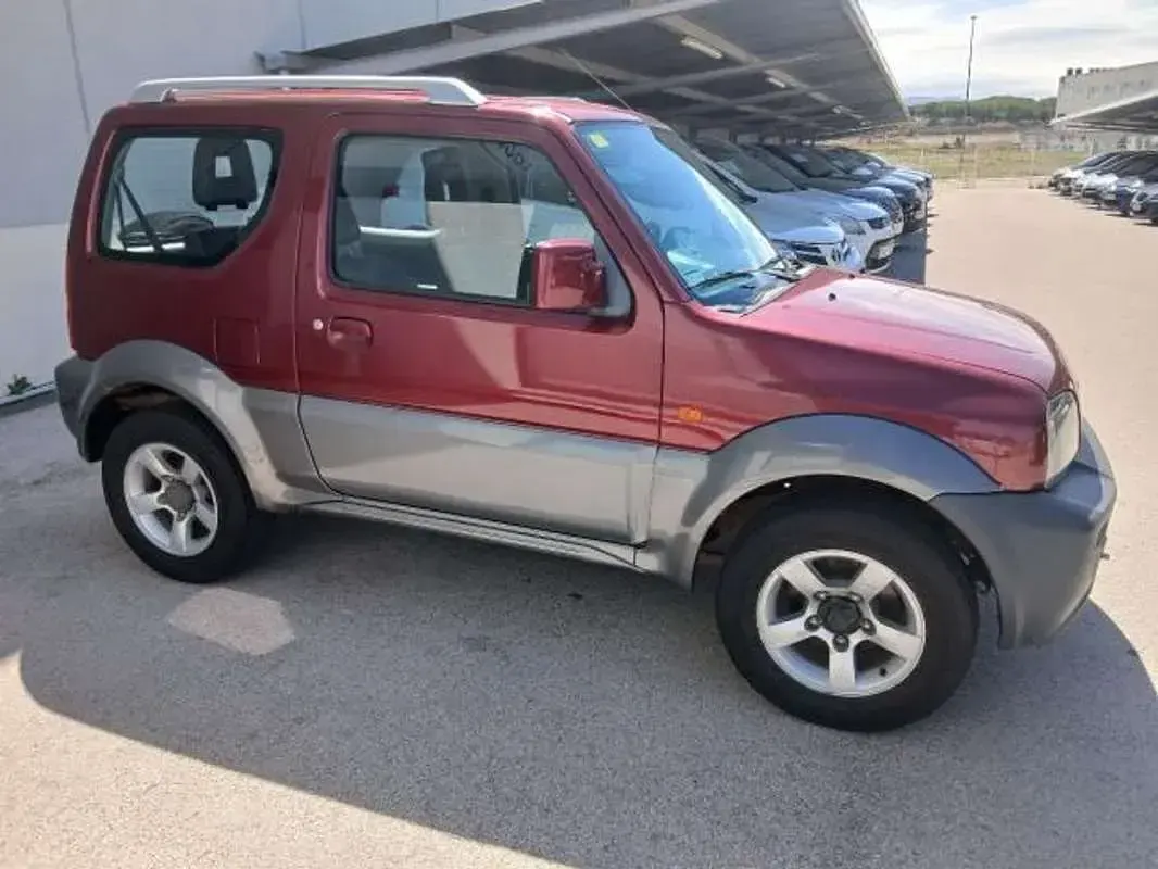Usado Suzuki Jimny 86 CV (63 kW) 2008 Granate SUV