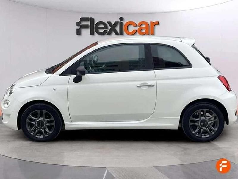 Usado Fiat 500 Club 71 CV (52 kW) 2022 Blanco Berlina