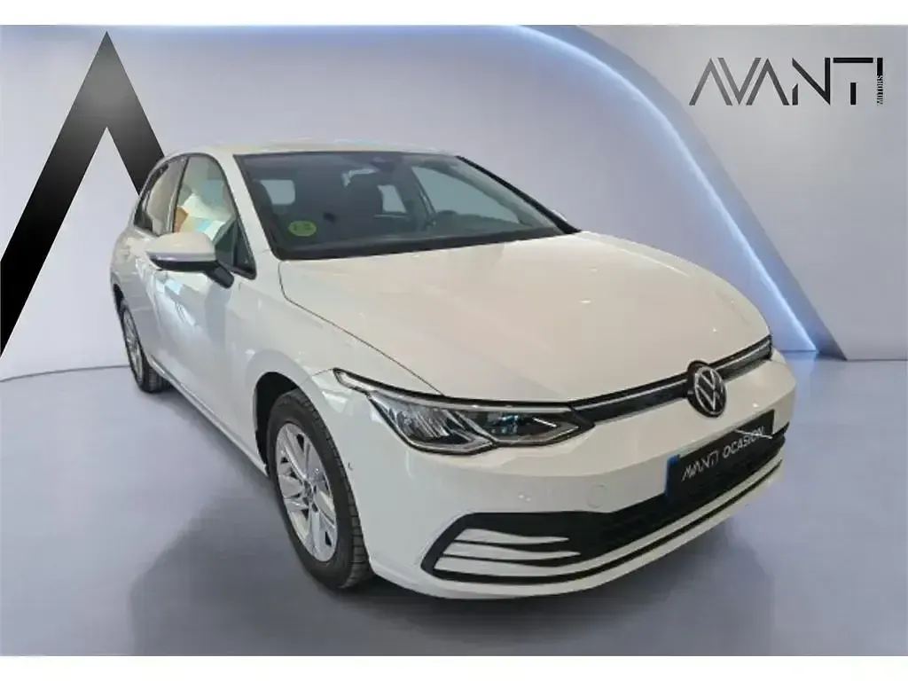 Usado VW Golf VIII Life 110 CV (80 kW) 2022 Blanco Berlina
