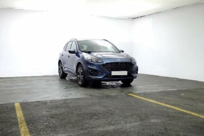 Usado Ford Kuga ST-Line X 150 CV (110 kW) 2023 Azul SUV