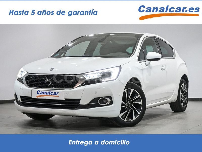Blanco Usado 2017 DS Automobiles DS4 Design Berlina | 9535 € (Precio justo) - Imagen 1/4