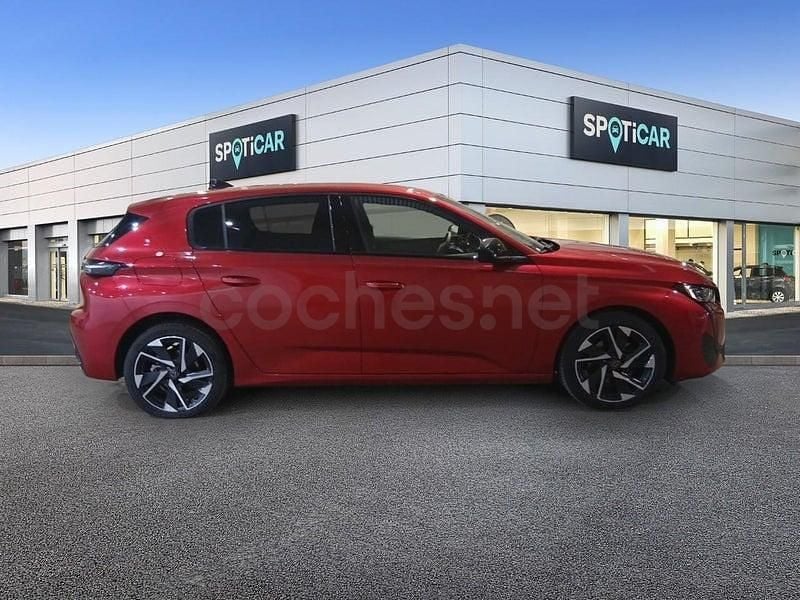 Usado Peugeot 308 Allure 130 CV (95 kW) 2024 Rojo Berlina