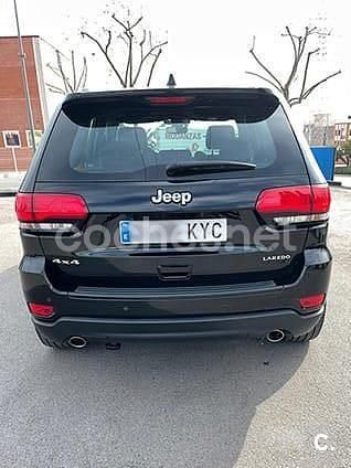 Usado Jeep Grand Cherokee Laredo 250 CV (183 kW) 2019 Negro SUV