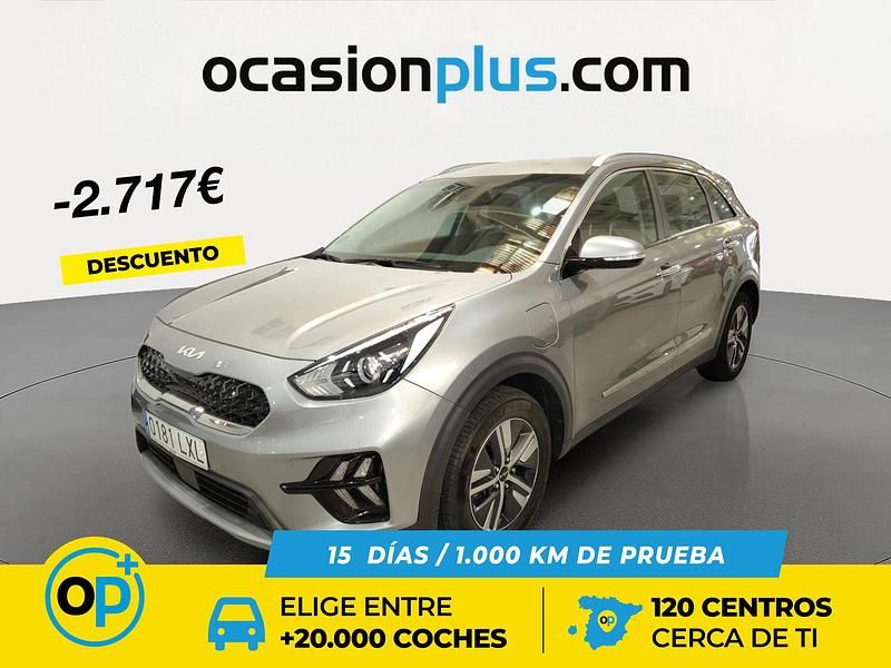 Usado Kia Niro 141 CV (103 kW) 2022 Gris SUV