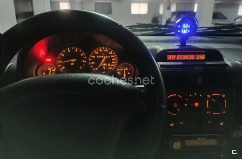 Azul Usado 1998 Opel Tigra Coupe | 2900 € - Imagen 1/4