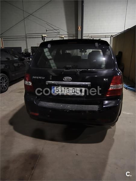 Negro Usado 2009 Kia Sorento SUV | 10.500 € - Imagen 1/4