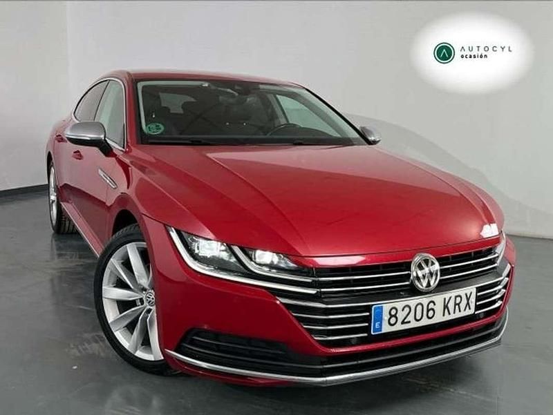 Usado VW Arteon 150 CV (110 kW) 2018 Rojo Utilitario