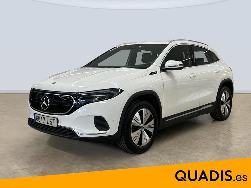 Käytetty Mercedes EQA250 139 kW (190 HP) 2021 Valkoinen Katumaasturi