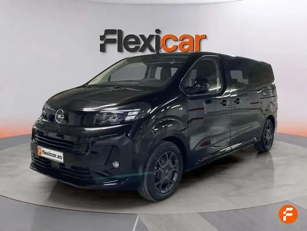 Usado Opel Zafira Life 177 CV (130 kW) 2025 Negro Monovolumen