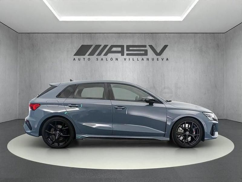 Usado Audi RS3 400 CV (294 kW) 2023 Gris / plata Berlina