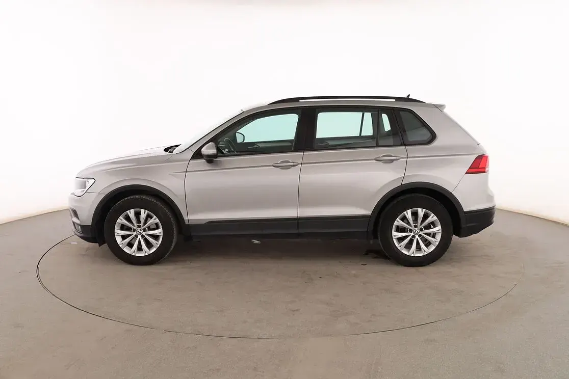 Usado VW Tiguan Edition 131 CV (96 kW) 2019 Beige SUV