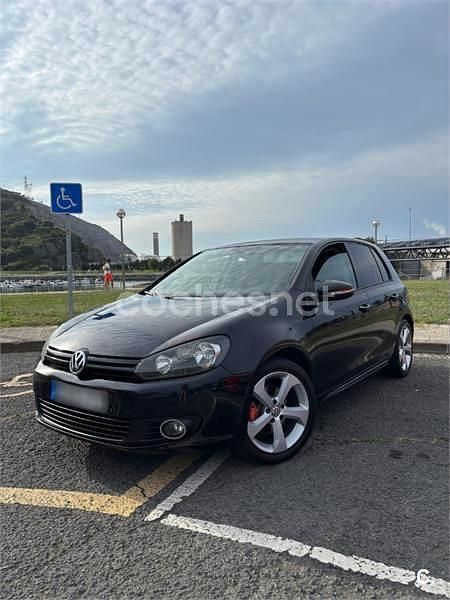 Negro Usado 2010 VW Golf VI Sport Berlina | 6700 € (Precio justo) - Imagen 1/4