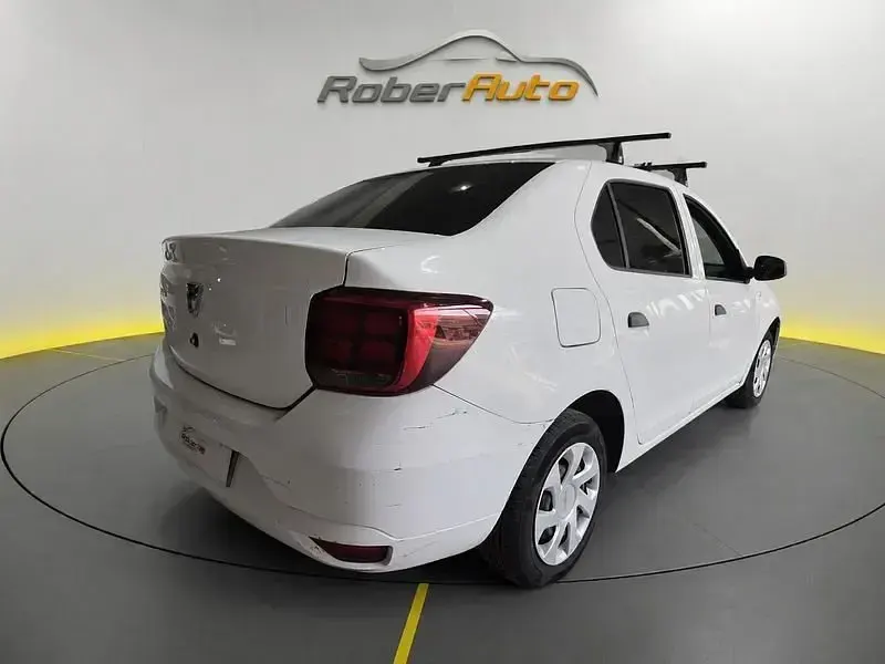 Usado Dacia Logan Comfort 95 CV (69 kW) 2020 Blanco Berlina