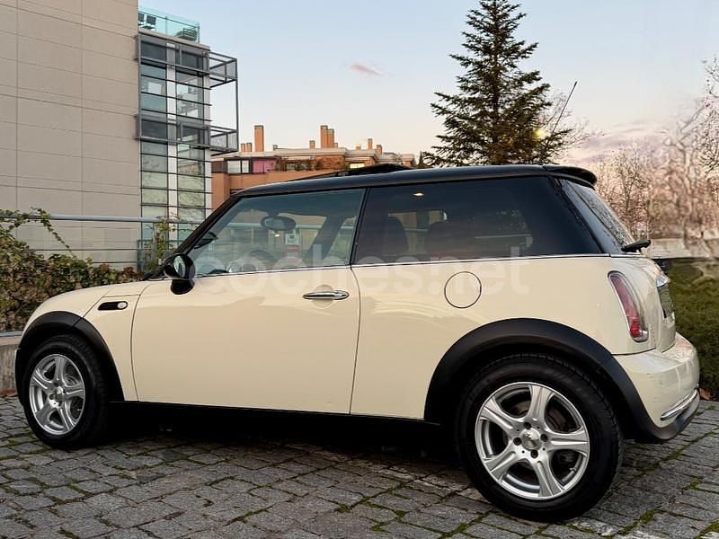 Usado Mini Cooper 116 CV (85 kW) 2005 Beige Utilitario