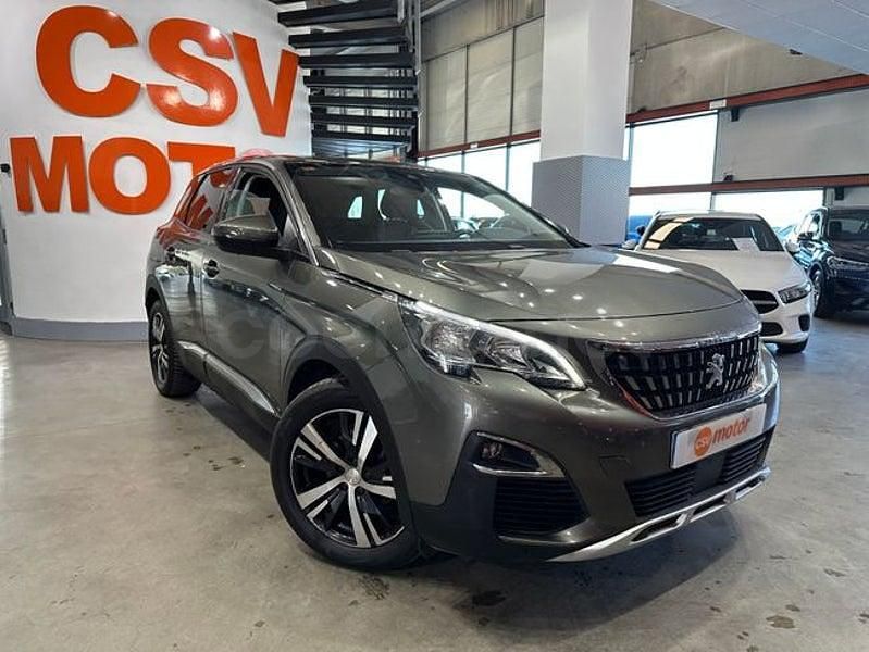 Usado Peugeot 3008 Allure 130 CV (95 kW) 2017 Gris / plata SUV