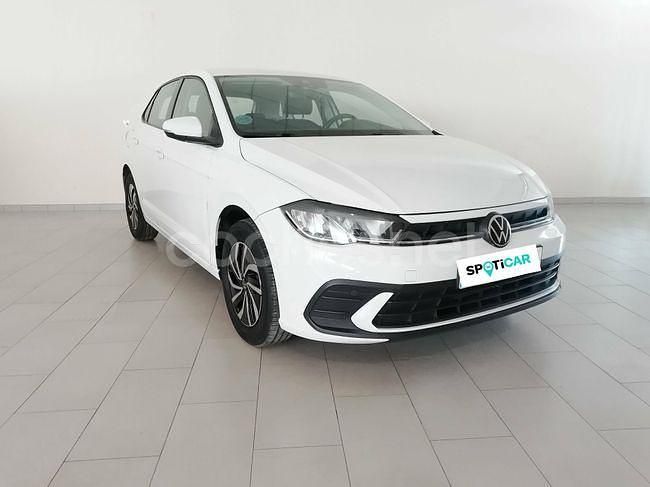 Usado VW Polo Life 95 CV (69 kW) 2022 Blanco Berlina
