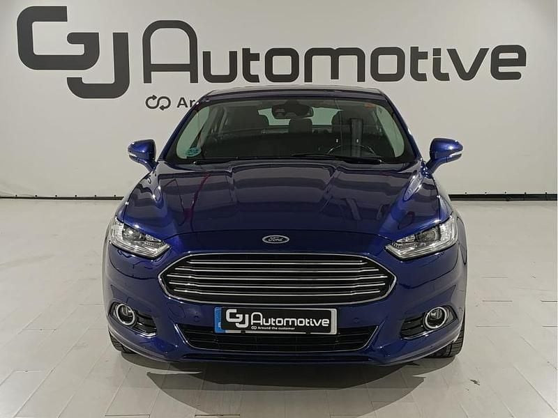 Usado Ford Mondeo Titanium 160 CV (117 kW) 2017 Azul Berlina