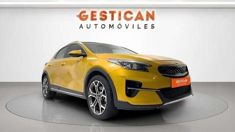 Usado Kia XCeed 141 CV (103 kW) 2021 Amarillo SUV
