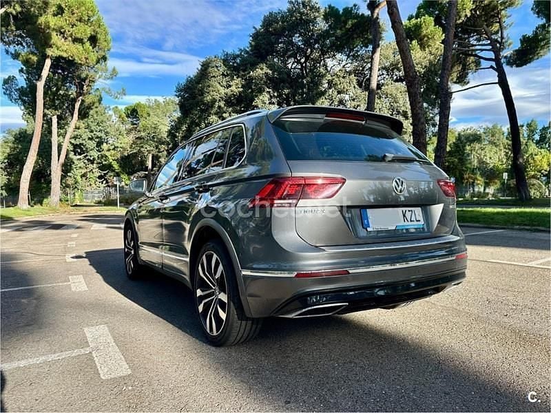 Gris / plata Usado 2019 VW Tiguan Sportline SUV | 28.500 € (Precio justo) - Imagen 1/4