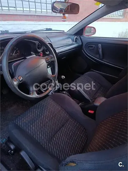 Usado Mazda MX3 110 CV (80 kW) 1998 Rojo Coupe