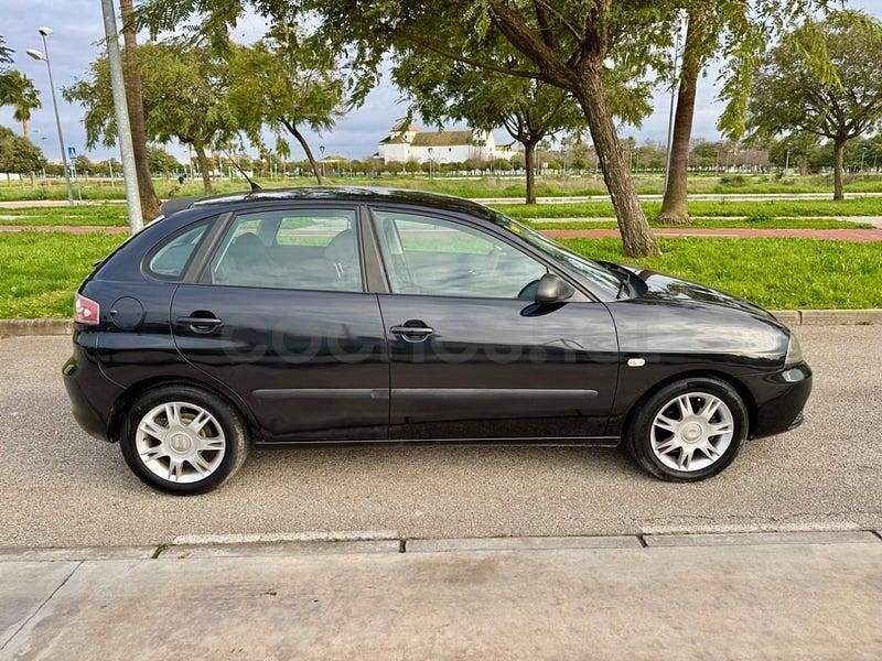 Usado Seat Ibiza Reference 70 CV (51 kW) 2006 Negro Utilitario