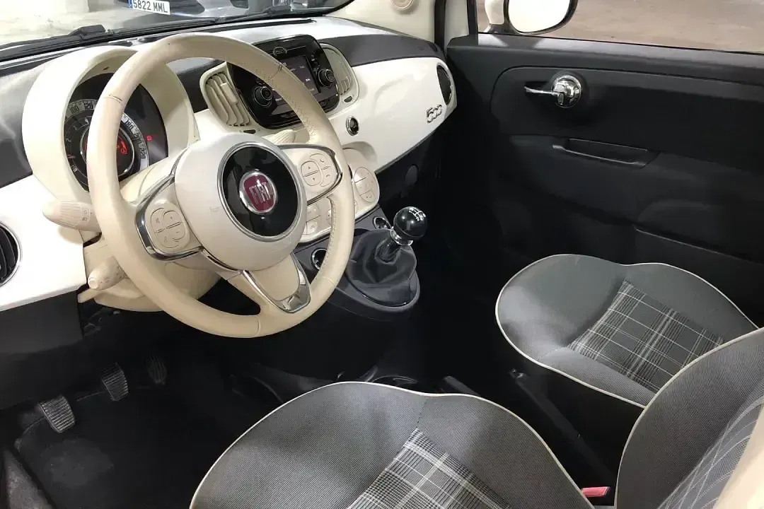 Używany Fiat 500 Pop 69 KM (50 kW) 2018 Biały Sedan/Limuzyna