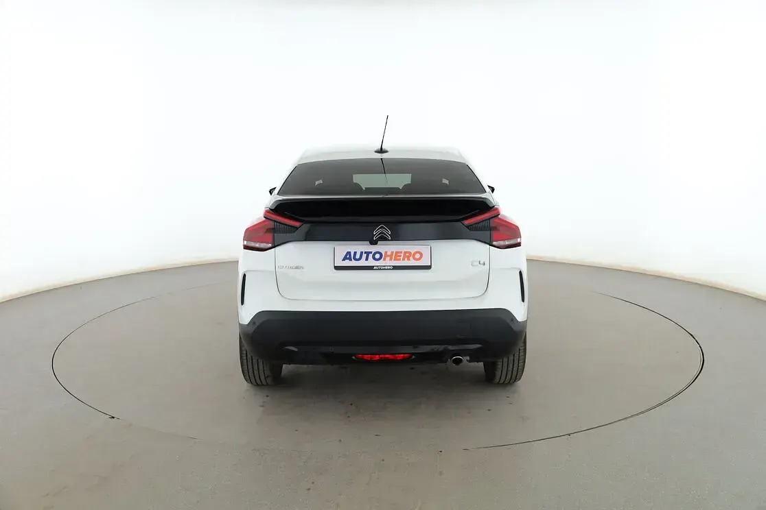 Usado Citroën C4 Feel 110 CV (80 kW) 2022 Blanco Berlina